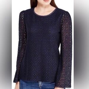1 hour sale. Banana Republic, navy blue lace overlay top with lining, small